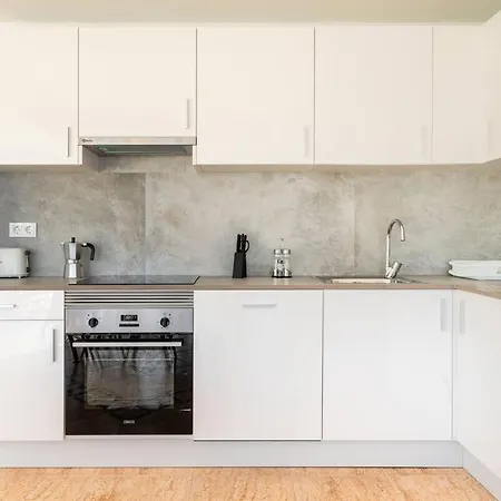 Constantinos Cerca De La Playa Calp