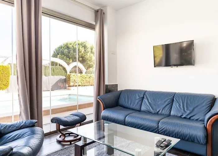 Constantinos Cerca De La Playa * Кальпе