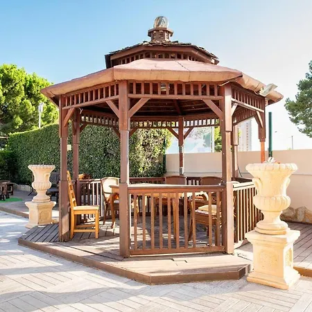 Constantinos O Completa Villa