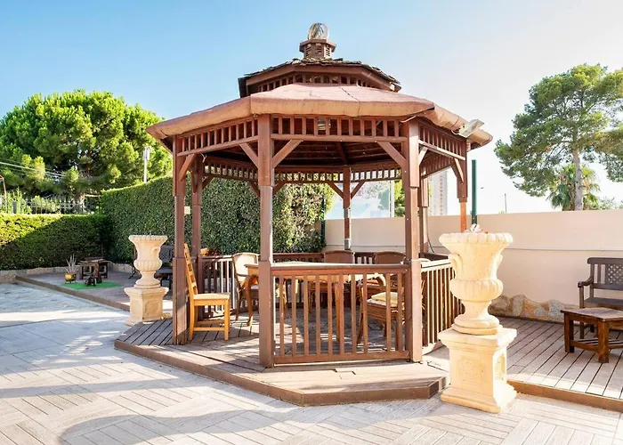 Constantinos O Completa Villa