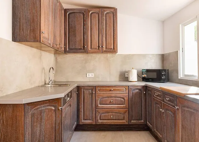 Constantinos O Completa Villa